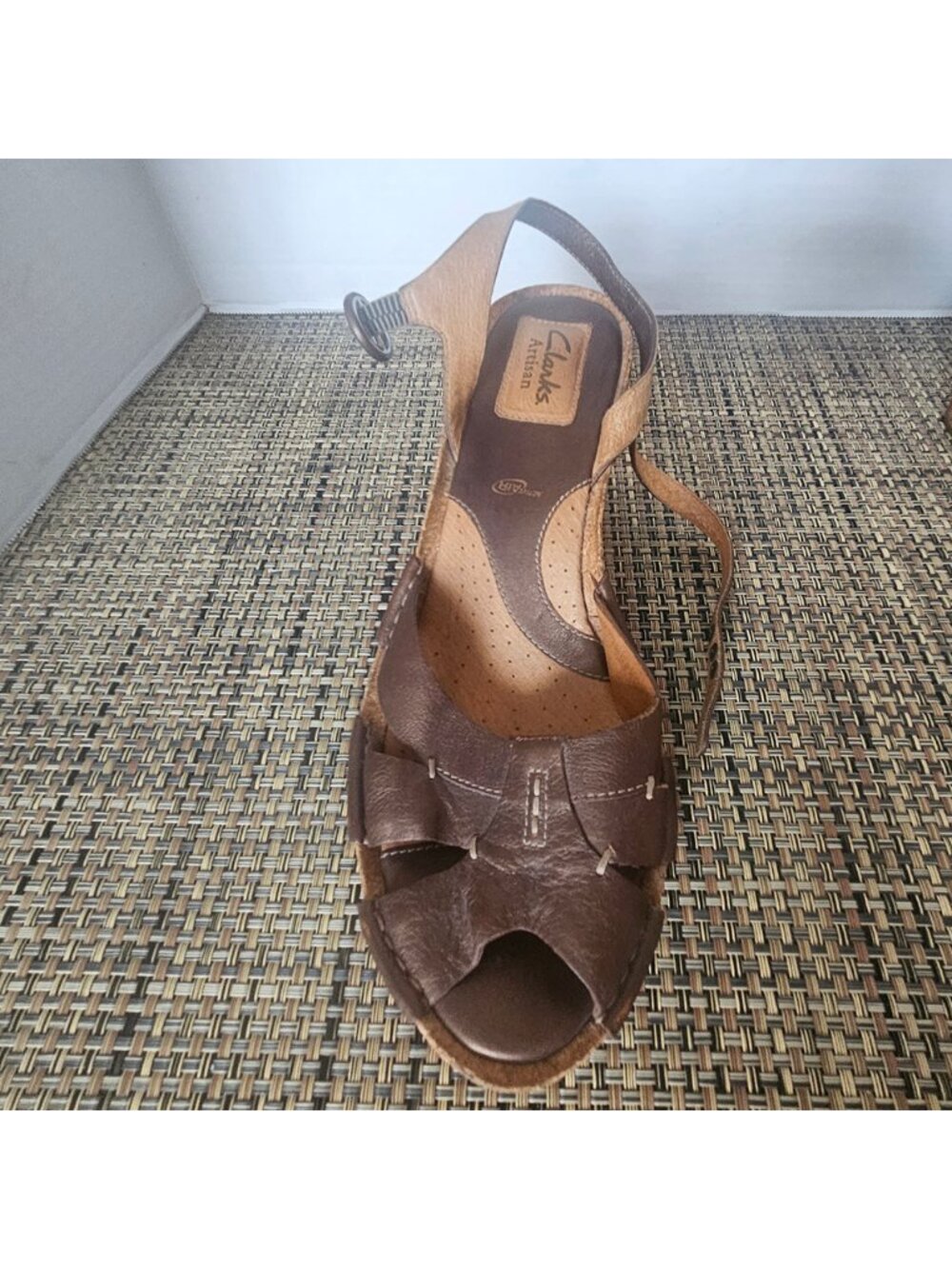 CLARKS ARTISAN ALAMDA bronze metallic leather cork wedge sandals 9M - Picture 5 of 10